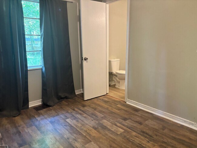 Building Photo - 3251 Corey Dr