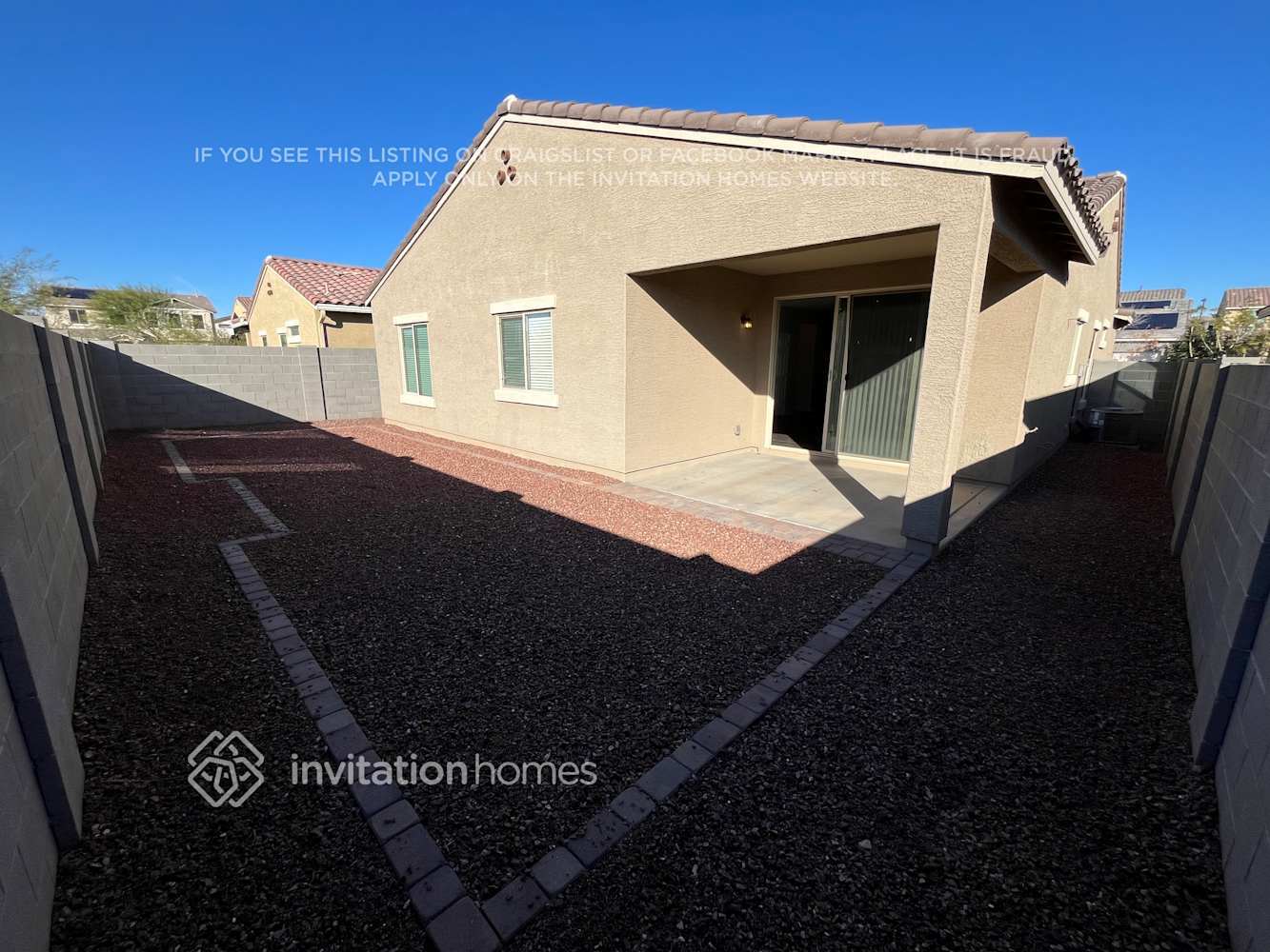 Building Photo - 21167 W Cypress St