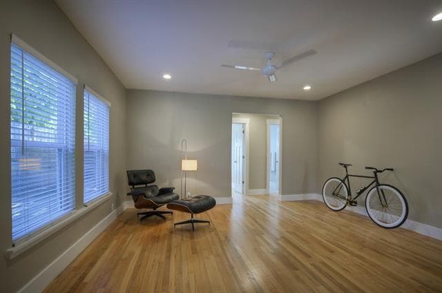 Building Photo - 5018 Homer St