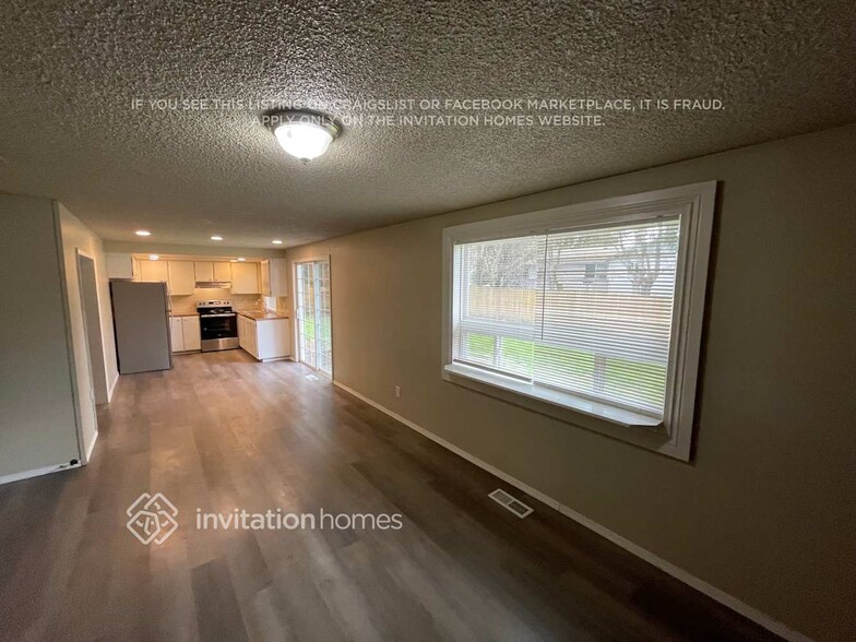 Building Photo - 3330 SW 327th Pl
