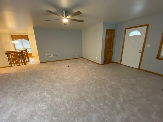 Building Photo - Outdoor living in the city