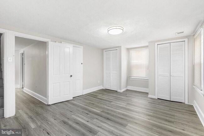 Building Photo - 205 Callanan Ave