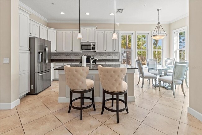 Building Photo - 340 Sapphire Lake Dr