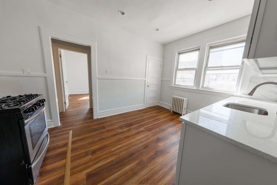 Building Photo - 161 Watsessing Ave