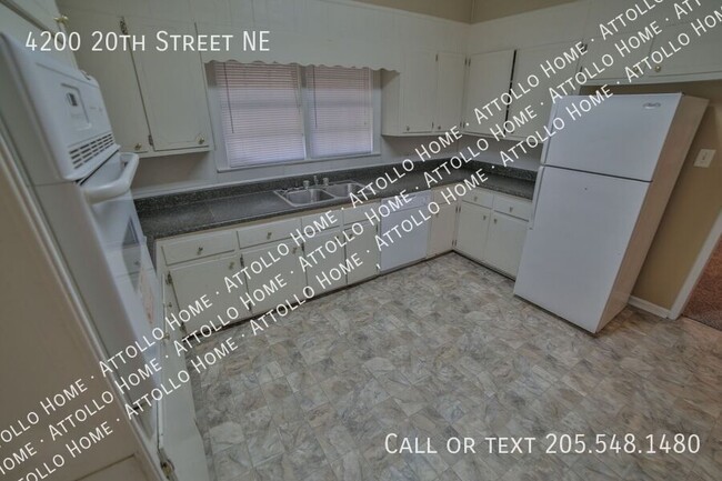 Building Photo - 4200 20th St NE