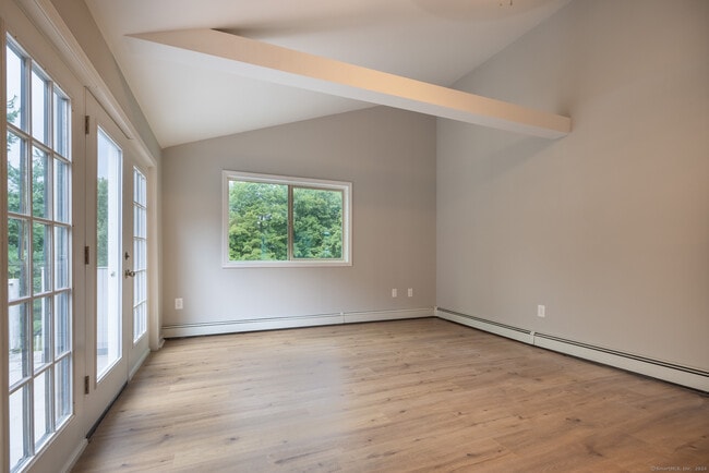 Building Photo - 147 Chestnut Tree Hill Rd