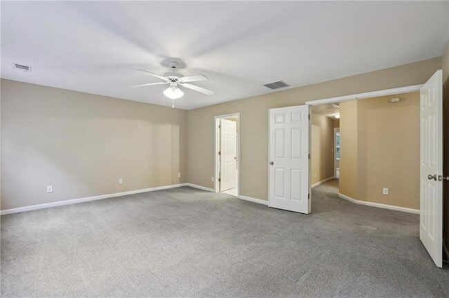 Building Photo - 3128 Mercer University Dr