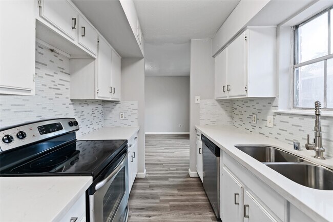 Building Photo - 4154 Belle Park Dr