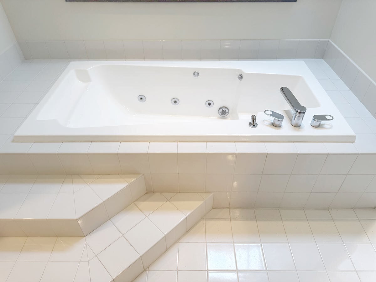 Building Photo - 3505 Ocean Front Walk