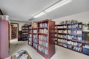 Building Photo - 6935 Helsem Way