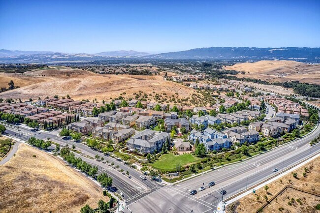 Building Photo - 3655 Branding Iron Pl