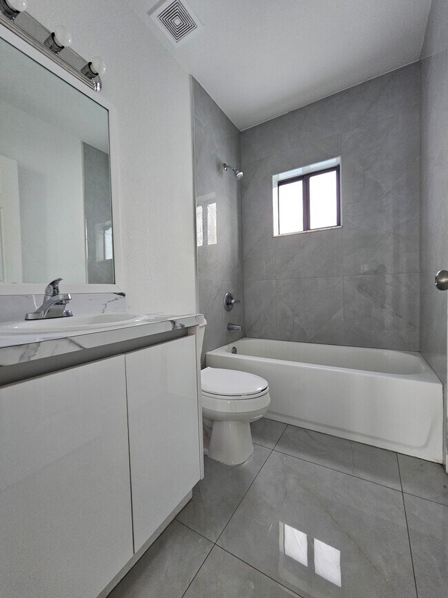 Building Photo - 2976 NW 48th St