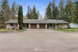 Building Photo - 15808 122nd Ave NW