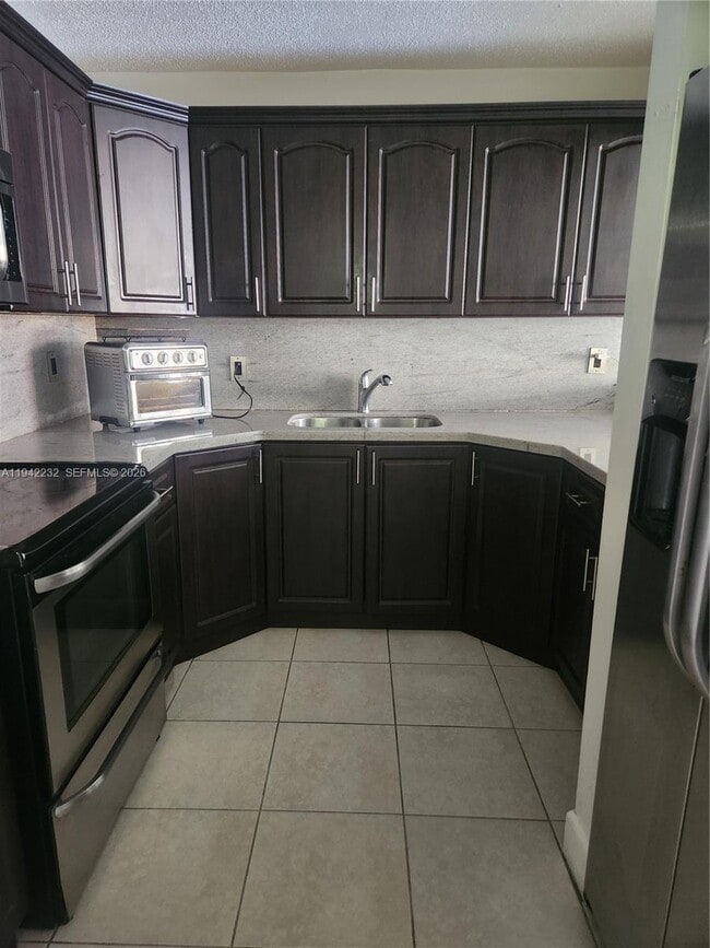 Building Photo - 7000 NW 186th St