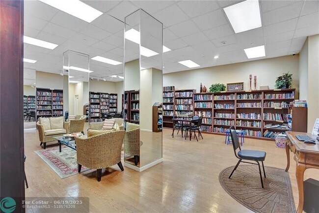 Building Photo - 1370 S Ocean Blvd