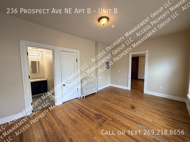Building Photo - 236 Prospect Ave NE