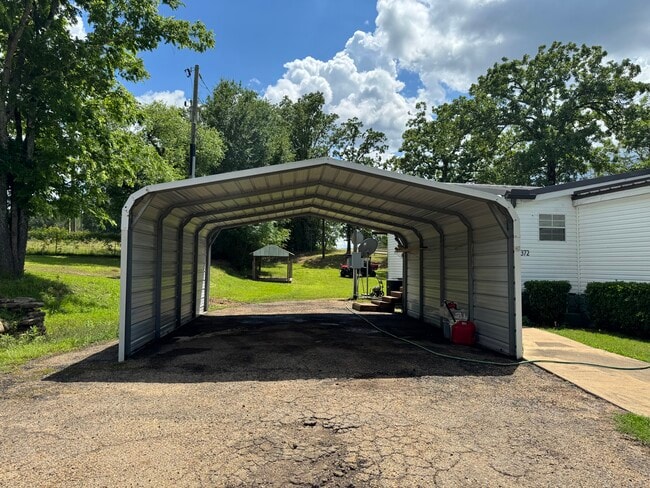 Building Photo - 12372 FM 1650