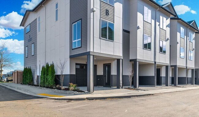 Building Photo - 16503 13th Ave W