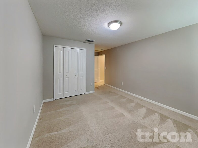 Building Photo - 9701 Sage Creek Dr