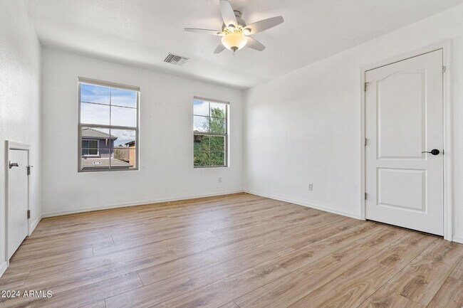 Building Photo - 3771 E Kristal Way