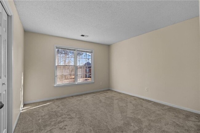 Building Photo - 2155 Southbrook Ridge NW