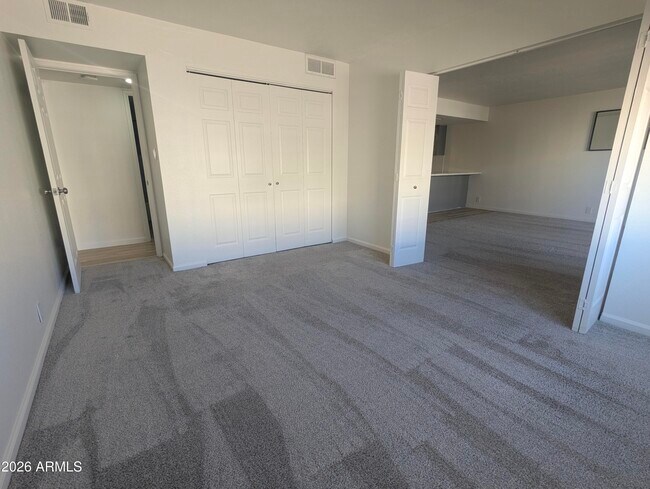 Building Photo - 7910 E Camelback Rd