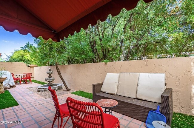 Building Photo - 8602 E Vista Del Lago