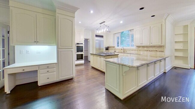 Building Photo - 5630 Colony Crossing Dr