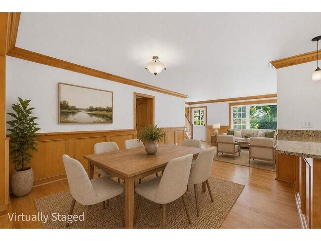 Building Photo - 2615 Shadywood Rd