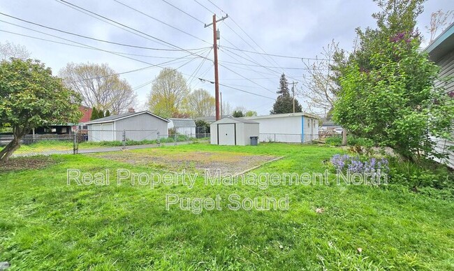 Building Photo - 1626 Rainier Ave