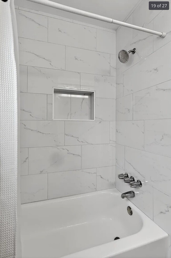 Building Photo - 6031 Rutherglenn Dr