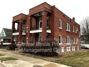 Building Photo - 611 W Jefferson St