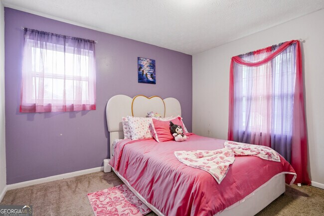 Building Photo - 405 King Arthur Ct