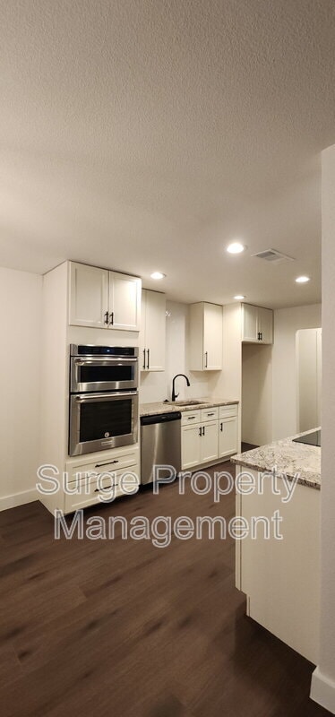 Building Photo - 1112 Concord Dr