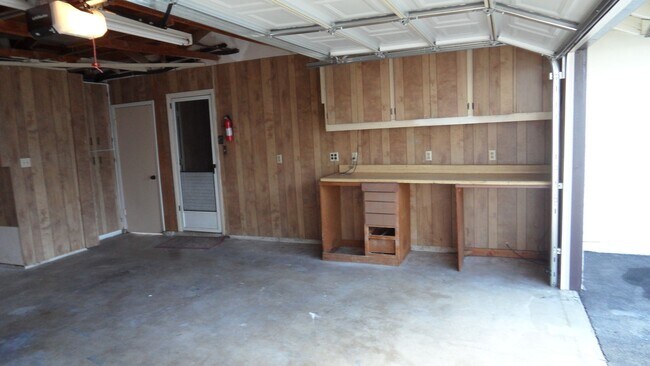 Building Photo - 1189 N Shattuck St