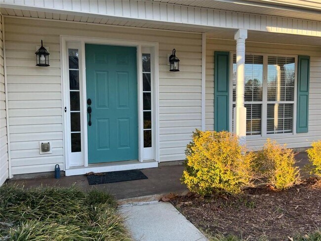 Building Photo - 2415 Hamilton Parc Ln NE