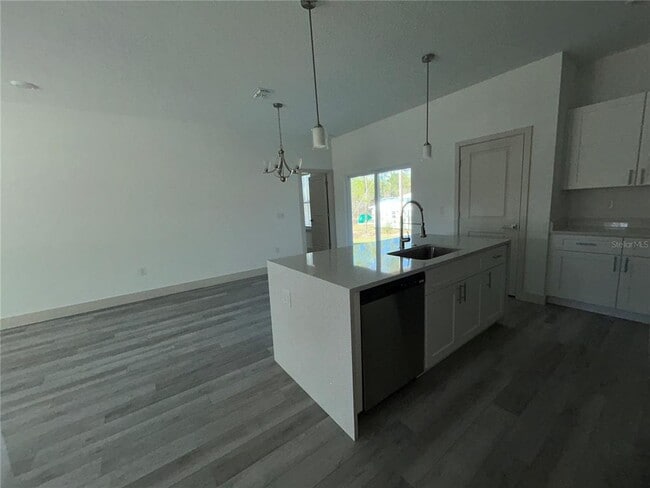 Building Photo - 1531 W Gainsboro Ln