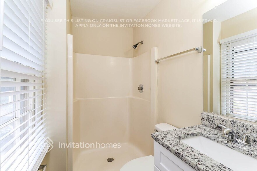 Building Photo - 1000 Covewood Ct