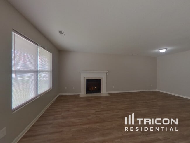 Building Photo - 3029 Decapolis Dr