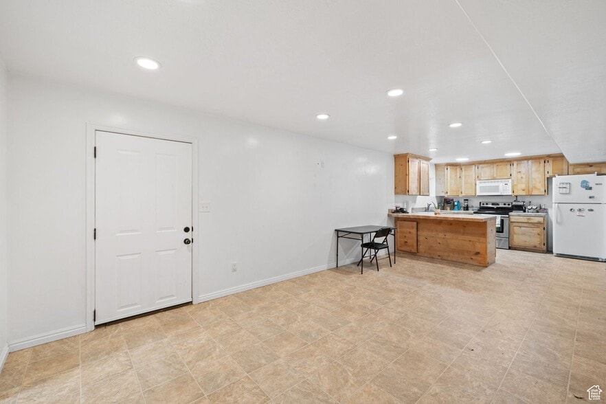 Building Photo - 1297 S 950 W