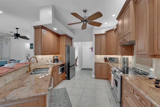 Building Photo - 2436 Deborah Dr