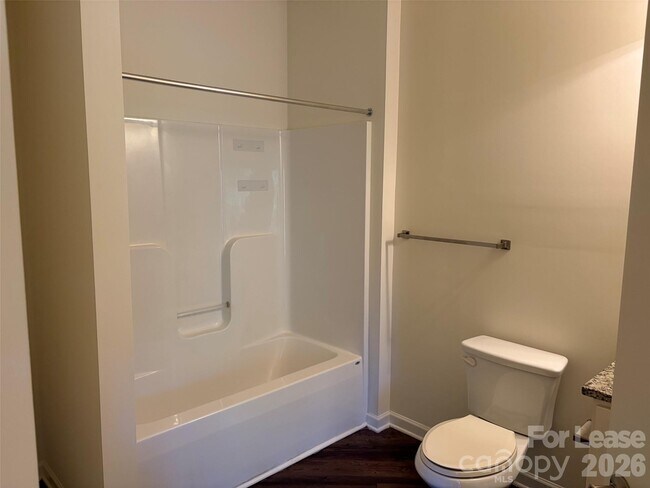 Building Photo - 17905 Delmas Dr