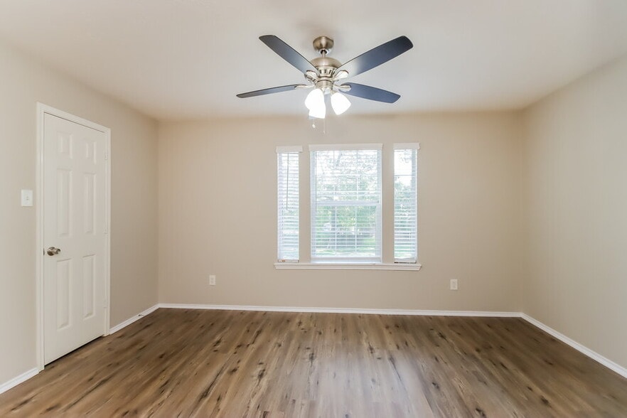 Building Photo - 330 Harbor Mist Dr