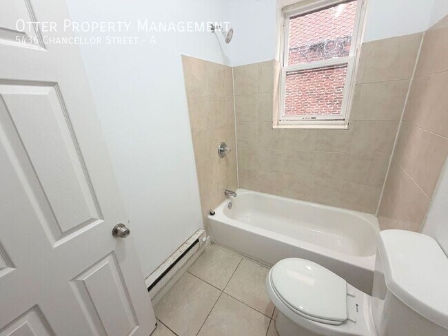 Building Photo - 5436 Chancellor St