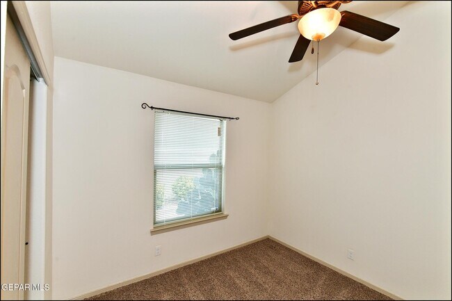 Building Photo - 5005 Moon Ranch Ln