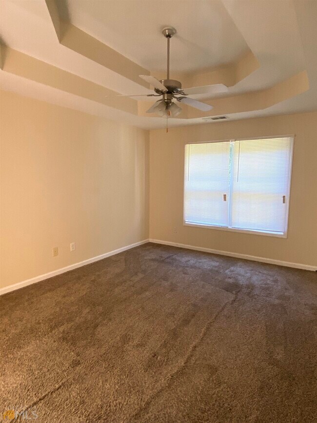 Building Photo - 5120 Roxton Ln