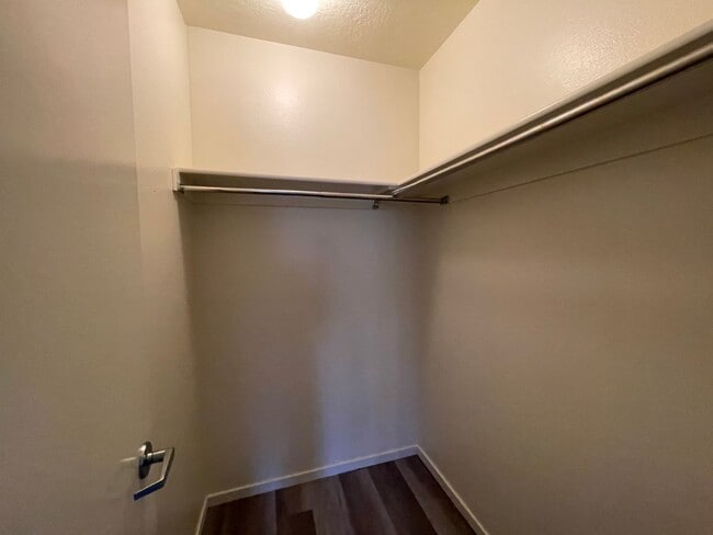 Building Photo - Smokey Lanes - Condo