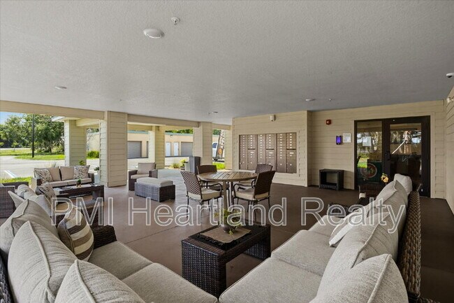 Building Photo - 260 Spanish Moss Cir