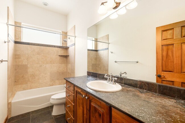 Building Photo - Freshly Renovated Deer Mountain Home for Rent NOW!