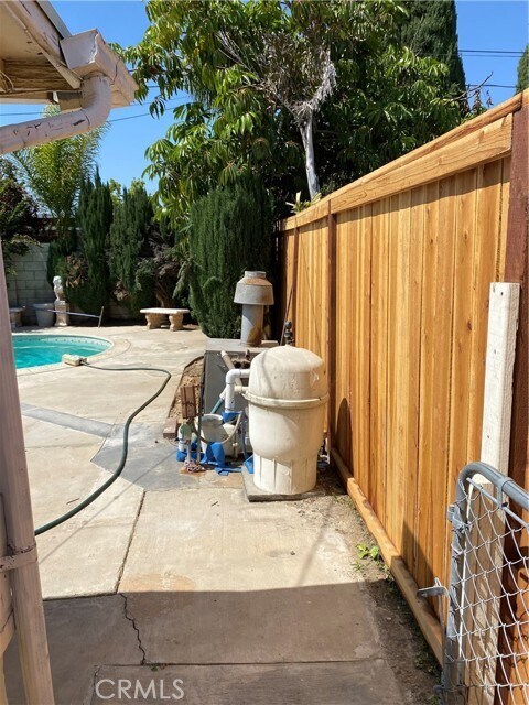 Building Photo - 209 E Wilson Ave